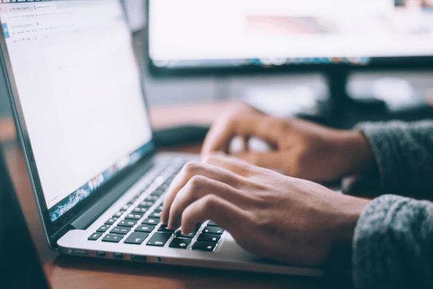 melhores-softwares-para-enterprise-search
