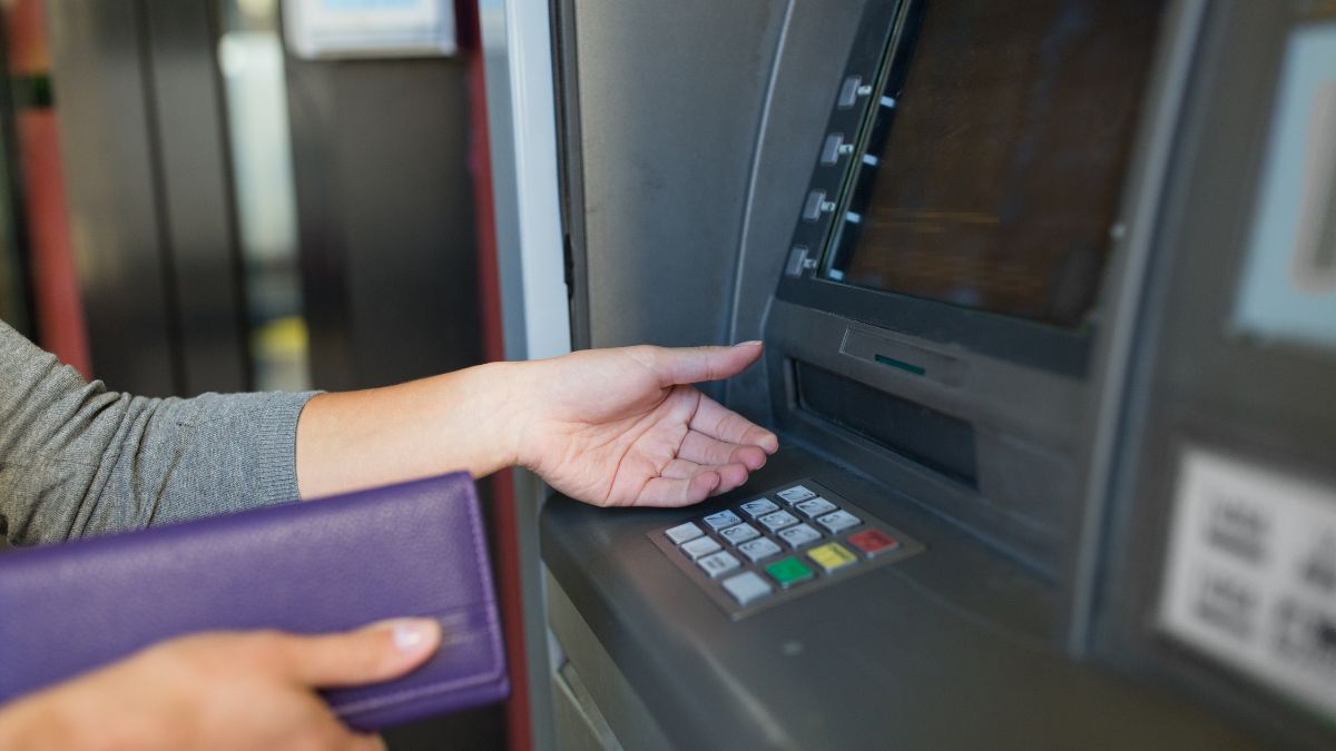 caixas eletrônicos Banco24Horas